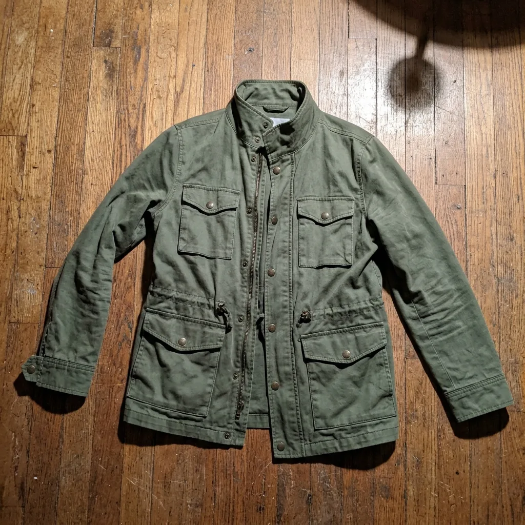 Unoptimized fashion product listing with missing size data